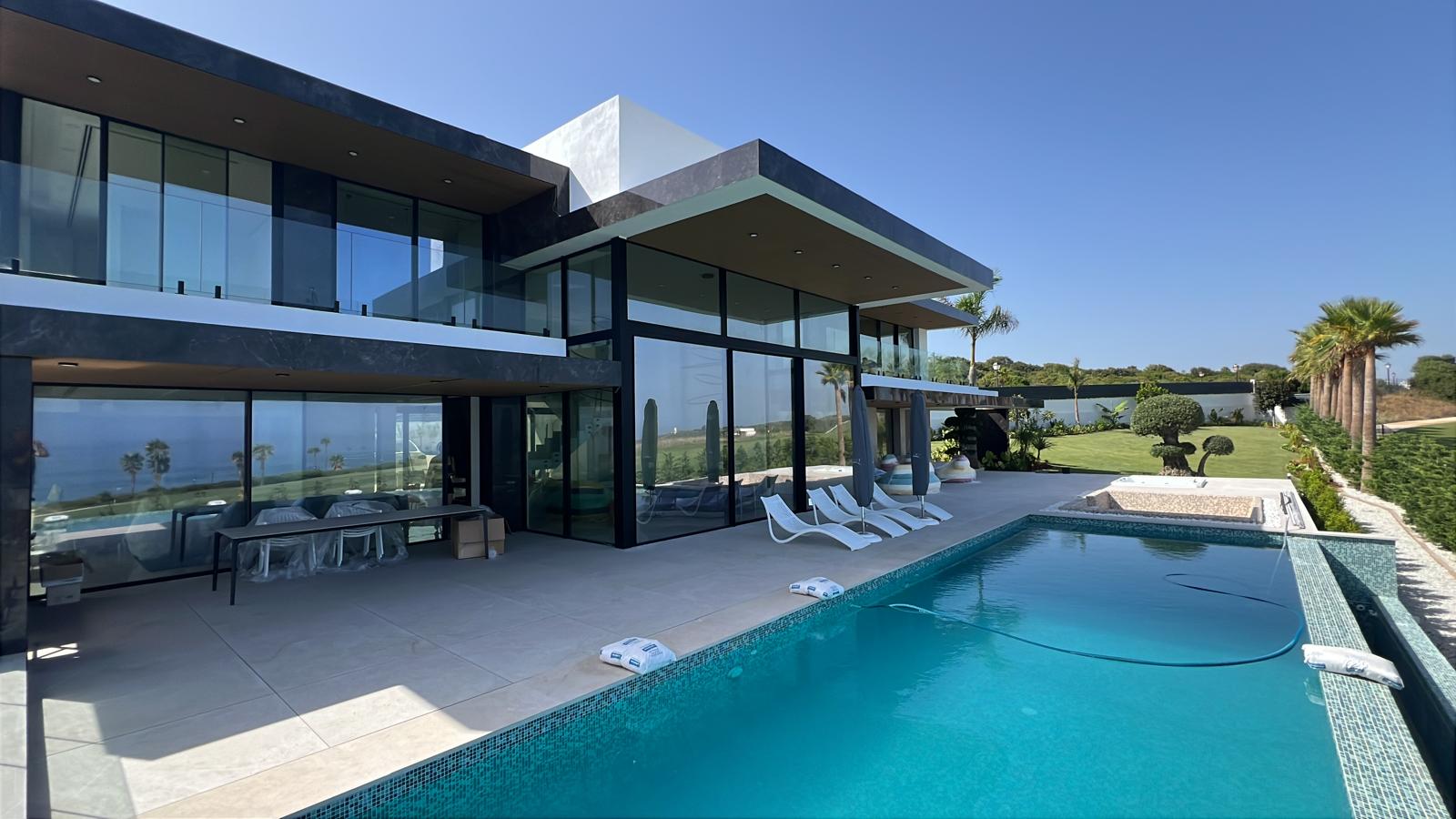 Ultimate Ocean View Mansion! Modern 6-Bed Luxury Villa in La Alcaidesa