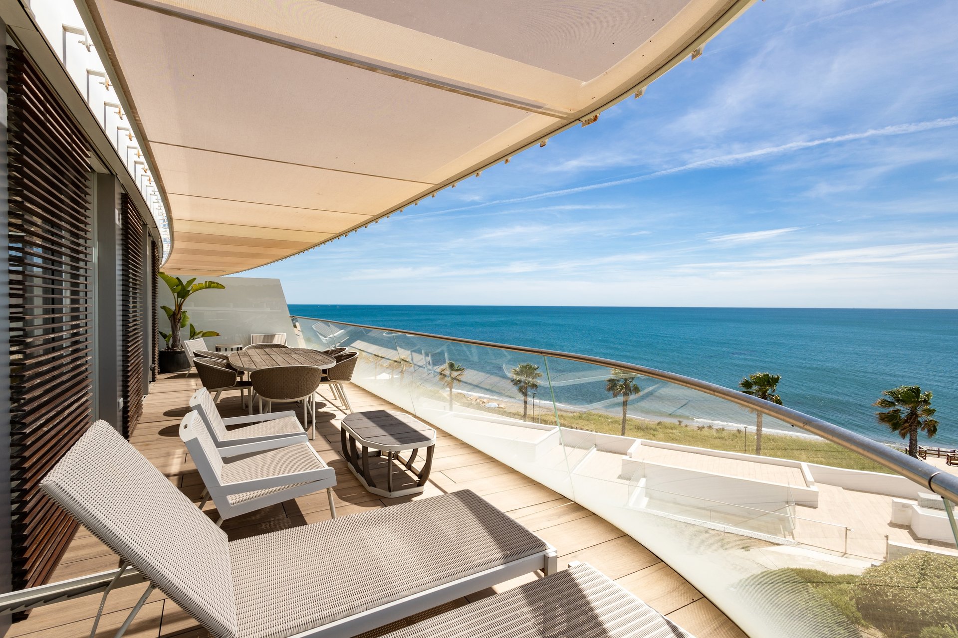 Step Right Onto the Sand! Frontline Beach Luxury Apartment in Estepona