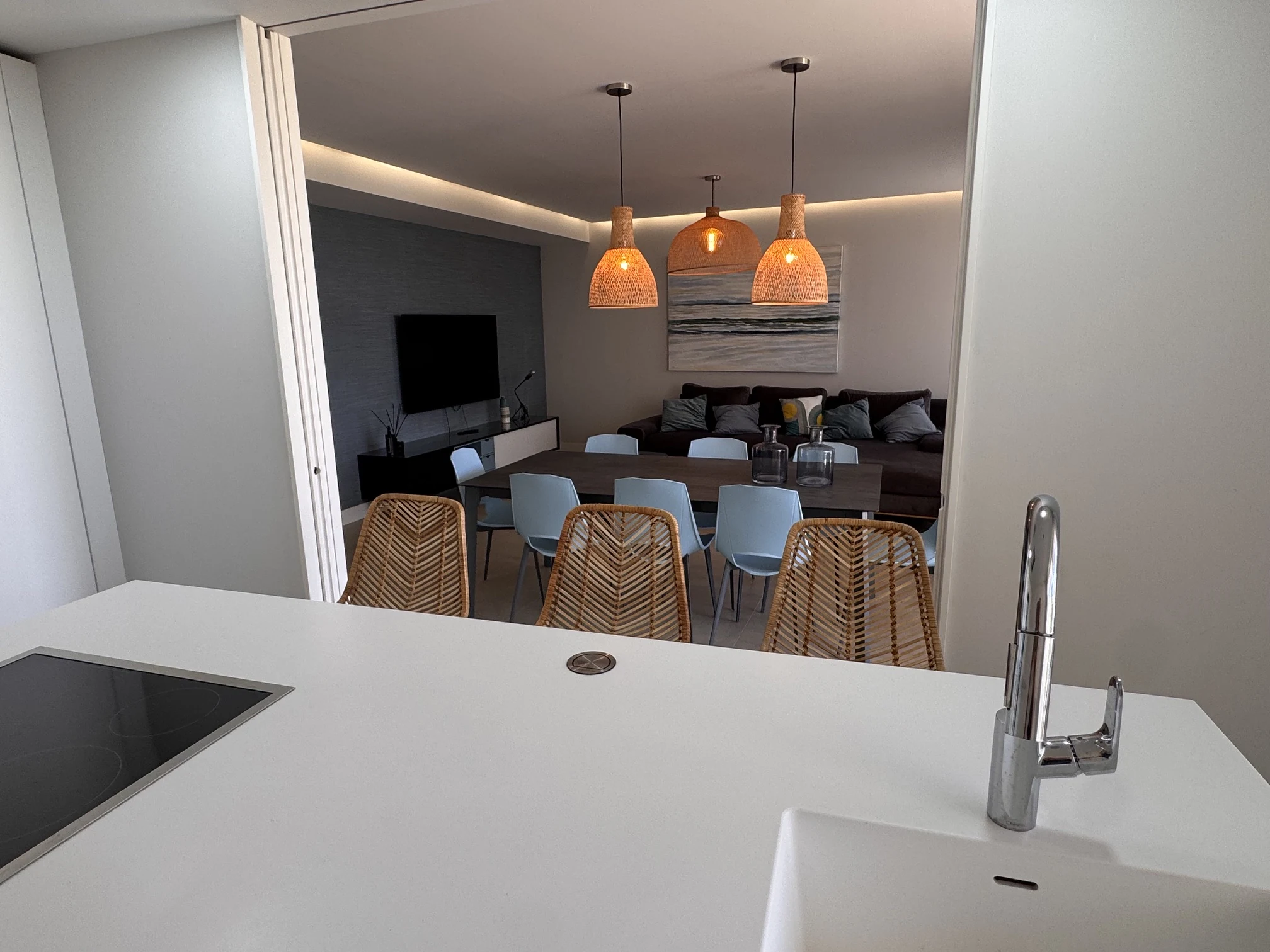 The Edge Beachfront Apartment - Photo 14