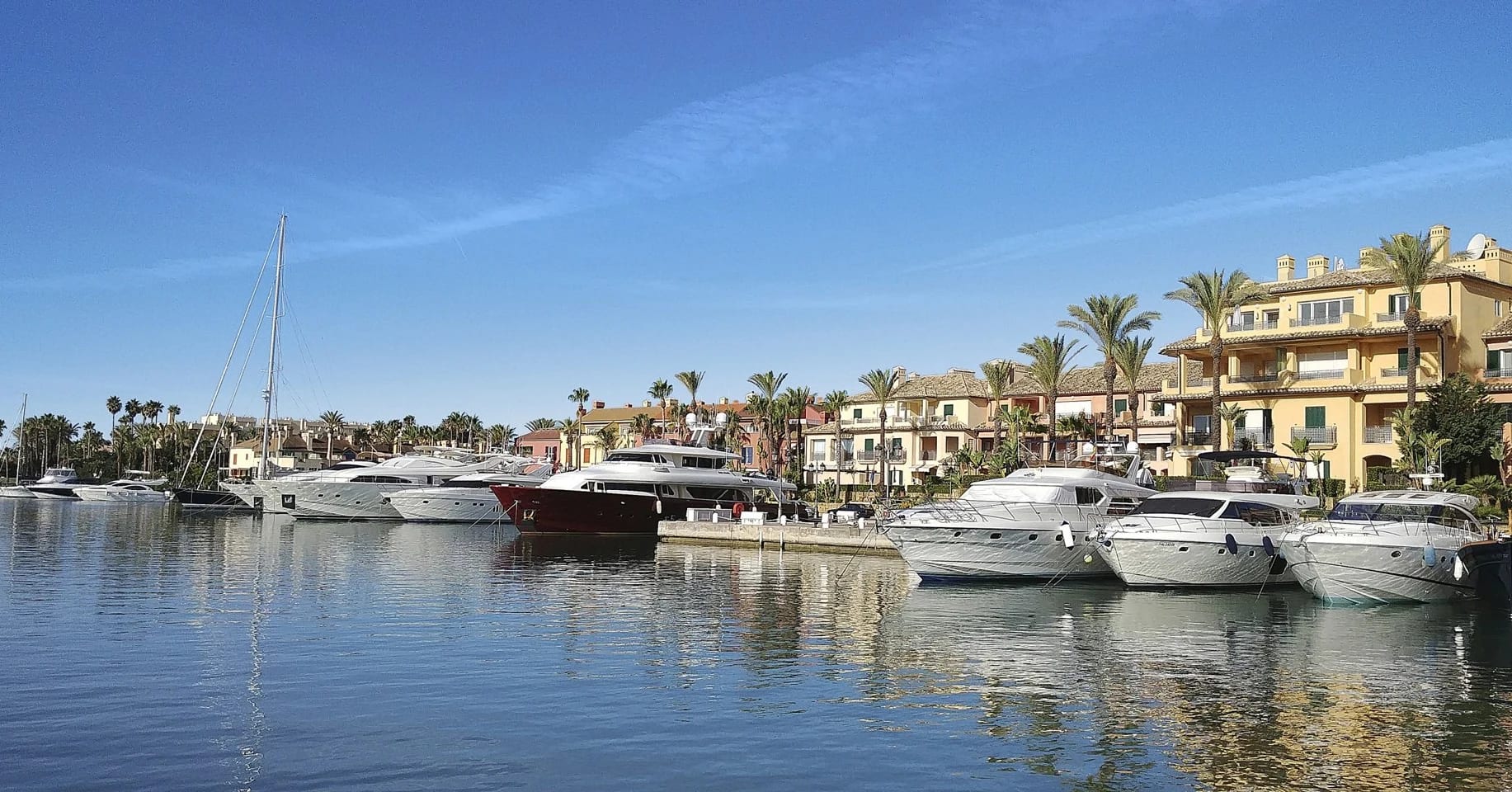 Modern Apartments with Sea Views near Sotogrande, Manilva - Фото 15